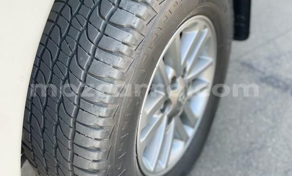 Buy Used Toyota Hilux White Car in Maputo in Maputo Buy Used Toyota Hilux White Car in Maputo in Maputo