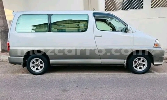 Comprar Usado Toyota Grand HiAce De outros Carro em Maputo em Maputo
