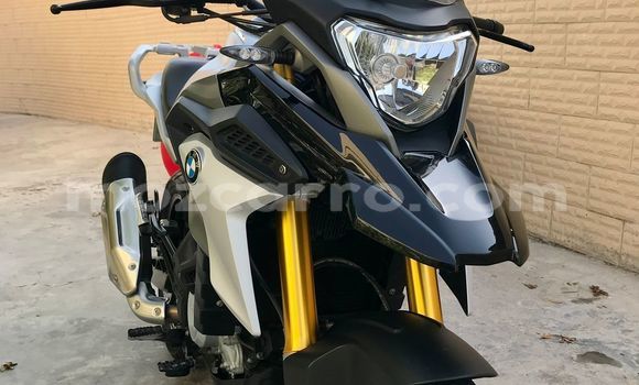 Comprar Usado BMW G Preto Moto em Maputo em Maputo