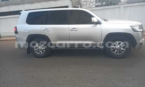 Tenga Tsaru Toyota Land Cruiser Prado Zvimwe Mota in Maputo in Maputo Tenga Tsaru Toyota Land Cruiser Prado Zvimwe Mota in Maputo in Maputo