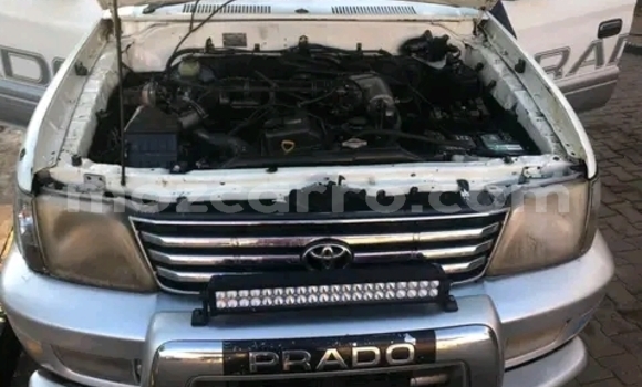 Nunua Ilio tumika Toyota Land Cruiser Prado Nyingine Gari ndani ya Maputo nchini Maputo Nunua Ilio tumika Toyota Land Cruiser Prado Nyingine Gari ndani ya Maputo nchini Maputo