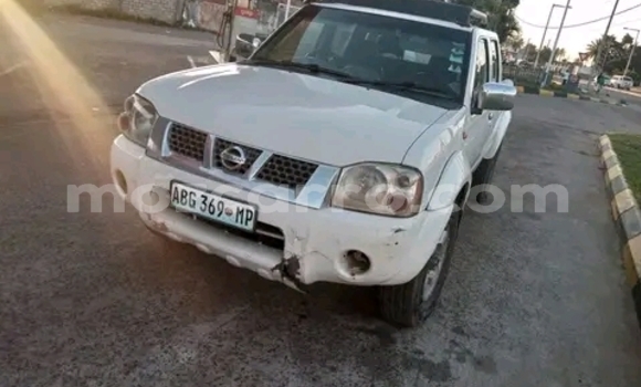 Comprar Usado Nissan Hardbody Branco Carro em Maputo em Maputo Comprar Usado Nissan Hardbody Branco Carro em Maputo em Maputo