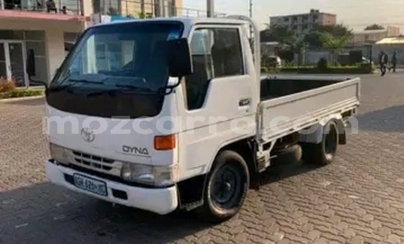 Nunua Ilio tumika Toyota Dyna Nyeupe Gari ndani ya Maputo nchini Maputo Nunua Ilio tumika Toyota Dyna Nyeupe Gari ndani ya Maputo nchini Maputo