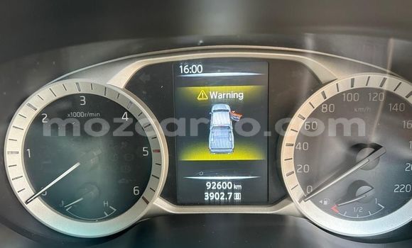 Buy Used Nissan Navara Brown Car in Maputo in Maputo Buy Used Nissan Navara Brown Car in Maputo in Maputo