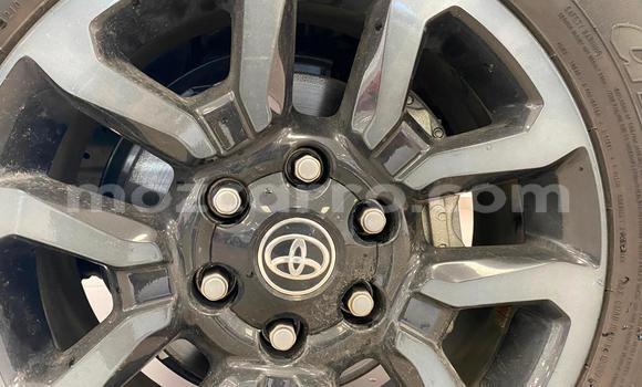 Nunua Ilio tumika Toyota Hilux Fedha Gari ndani ya Maputo nchini Maputo Nunua Ilio tumika Toyota Hilux Fedha Gari ndani ya Maputo nchini Maputo