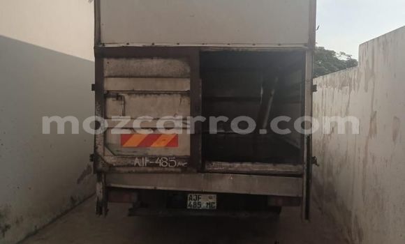 Buy Used Toyota Dyna White Car in Maputo in Maputo Buy Used Toyota Dyna White Car in Maputo in Maputo