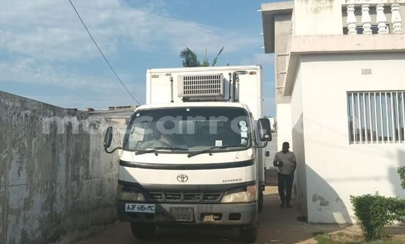 Buy Used Toyota Dyna White Car in Maputo in Maputo Buy Used Toyota Dyna White Car in Maputo in Maputo