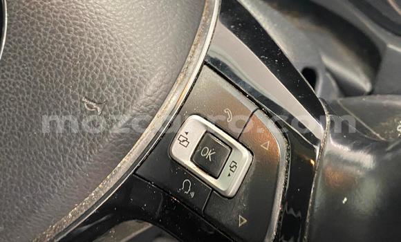 Nunua Ilio tumika Volkswagen Amarok Nyeupe Gari ndani ya Maputo nchini Maputo Nunua Ilio tumika Volkswagen Amarok Nyeupe Gari ndani ya Maputo nchini Maputo