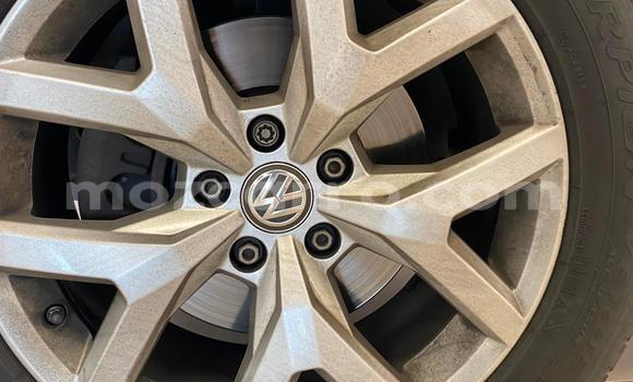 Nunua Ilio tumika Volkswagen Amarok Nyeupe Gari ndani ya Maputo nchini Maputo Nunua Ilio tumika Volkswagen Amarok Nyeupe Gari ndani ya Maputo nchini Maputo