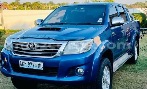 Buy Used Toyota Hilux Blue Car in Maputo in Maputo Buy Used Toyota Hilux Blue Car in Maputo in Maputo