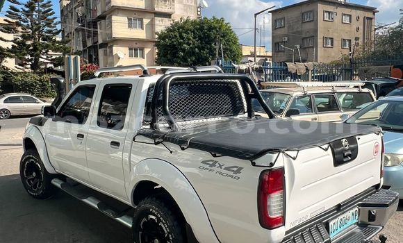 Buy Used Nissan Hardbody White Car in Maputo in Maputo Buy Used Nissan Hardbody White Car in Maputo in Maputo