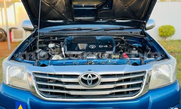 Buy Used Toyota Hilux Blue Car in Maputo in Maputo Buy Used Toyota Hilux Blue Car in Maputo in Maputo