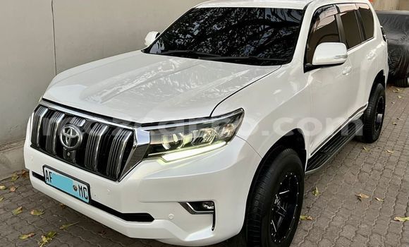Comprar Usado Toyota Land Cruiser Branco Carro em Maputo em Maputo