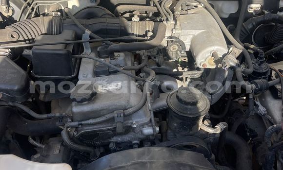 Buy Used Toyota Land Cruiser Prado White Car in Maputo in Maputo Buy Used Toyota Land Cruiser Prado White Car in Maputo in Maputo