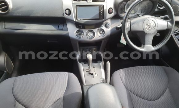 Comprar Usado Toyota RAV4 Branco Carro em Maputo em Maputo Comprar Usado Toyota RAV4 Branco Carro em Maputo em Maputo