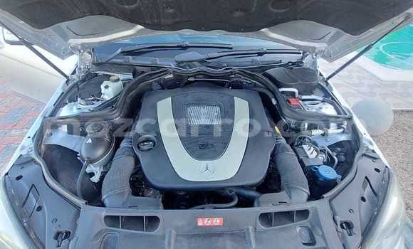 Nunua Ilio tumika Mercedes-Benz C-Classe Fedha Gari ndani ya Maputo nchini Maputo Nunua Ilio tumika Mercedes-Benz C-Classe Fedha Gari ndani ya Maputo nchini Maputo