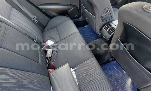 Nunua Ilio tumika Mercedes-Benz C-Classe Fedha Gari ndani ya Maputo nchini Maputo Nunua Ilio tumika Mercedes-Benz C-Classe Fedha Gari ndani ya Maputo nchini Maputo