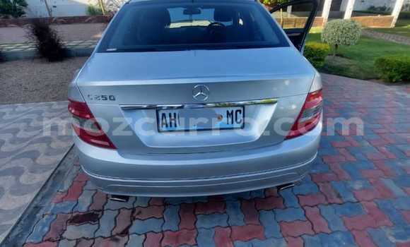 Nunua Ilio tumika Mercedes-Benz C-Classe Fedha Gari ndani ya Maputo nchini Maputo Nunua Ilio tumika Mercedes-Benz C-Classe Fedha Gari ndani ya Maputo nchini Maputo