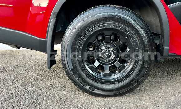 Tenga Tsaru Nissan X-Trail Tsvuku Mota in Maputo in Maputo Tenga Tsaru Nissan X-Trail Tsvuku Mota in Maputo in Maputo