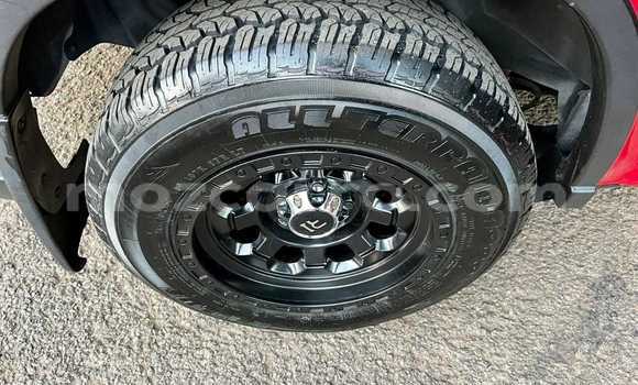 Tenga Tsaru Nissan X-Trail Tsvuku Mota in Maputo in Maputo Tenga Tsaru Nissan X-Trail Tsvuku Mota in Maputo in Maputo