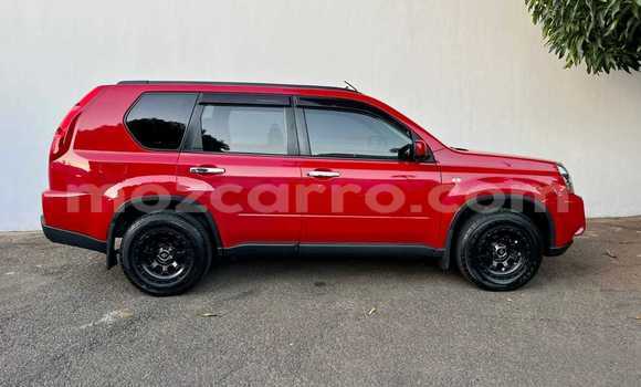 Tenga Tsaru Nissan X-Trail Tsvuku Mota in Maputo in Maputo Tenga Tsaru Nissan X-Trail Tsvuku Mota in Maputo in Maputo