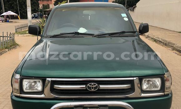 Nunua Ilio tumika Toyota Hilux Kijani Gari ndani ya Maputo nchini Maputo Nunua Ilio tumika Toyota Hilux Kijani Gari ndani ya Maputo nchini Maputo