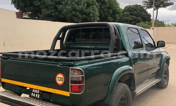 Nunua Ilio tumika Toyota Hilux Kijani Gari ndani ya Maputo nchini Maputo Nunua Ilio tumika Toyota Hilux Kijani Gari ndani ya Maputo nchini Maputo