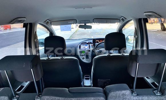 Comprar Usado Toyota Ractis Branco Carro em Maputo em Maputo Comprar Usado Toyota Ractis Branco Carro em Maputo em Maputo