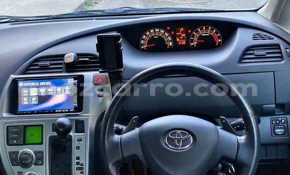 Comprar Usado Toyota Ractis Branco Carro em Maputo em Maputo Comprar Usado Toyota Ractis Branco Carro em Maputo em Maputo