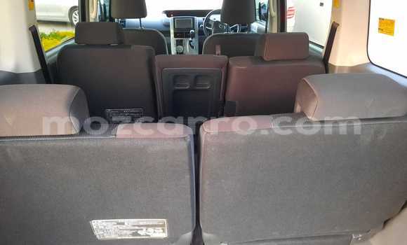 Nunua Ilio tumika Nissan Dualis Fedha Gari ndani ya Maputo nchini Maputo Nunua Ilio tumika Nissan Dualis Fedha Gari ndani ya Maputo nchini Maputo