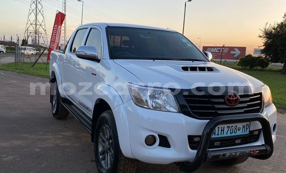 Buy Used Toyota Hilux White Car in Maputo in Maputo Buy Used Toyota Hilux White Car in Maputo in Maputo