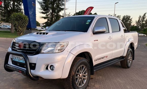 Buy Used Toyota Hilux White Car in Maputo in Maputo Buy Used Toyota Hilux White Car in Maputo in Maputo