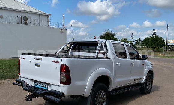 Buy Used Toyota Hilux White Car in Maputo in Maputo Buy Used Toyota Hilux White Car in Maputo in Maputo
