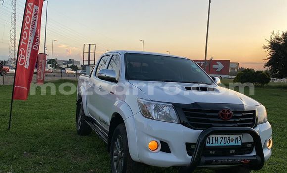 Buy Used Toyota Hilux White Car in Maputo in Maputo Buy Used Toyota Hilux White Car in Maputo in Maputo