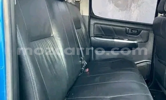 Nunua Ilio tumika Toyota Hilux Bluu Gari ndani ya Maputo nchini Maputo Nunua Ilio tumika Toyota Hilux Bluu Gari ndani ya Maputo nchini Maputo