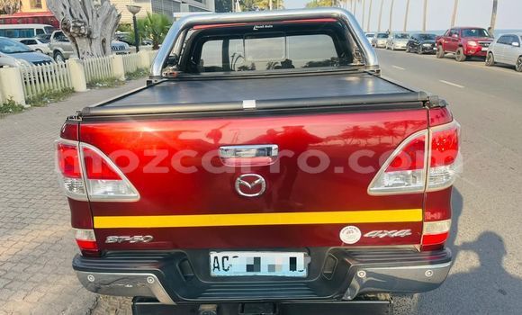 Nunua Ilio tumika Mazda BT-50 Nyekundu Gari ndani ya Maputo nchini Maputo Nunua Ilio tumika Mazda BT-50 Nyekundu Gari ndani ya Maputo nchini Maputo