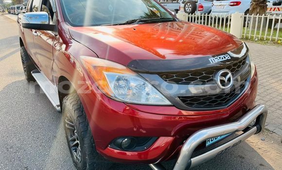 Nunua Ilio tumika Mazda BT-50 Nyekundu Gari ndani ya Maputo nchini Maputo Nunua Ilio tumika Mazda BT-50 Nyekundu Gari ndani ya Maputo nchini Maputo