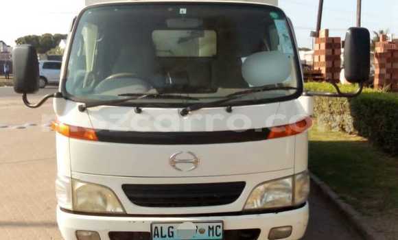 Buy Used Toyota Dyna White Car in Maputo in Maputo Buy Used Toyota Dyna White Car in Maputo in Maputo
