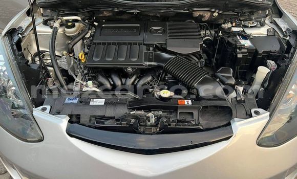 Buy Used Mazda Demio Beige Car in Maputo in Maputo Buy Used Mazda Demio Beige Car in Maputo in Maputo