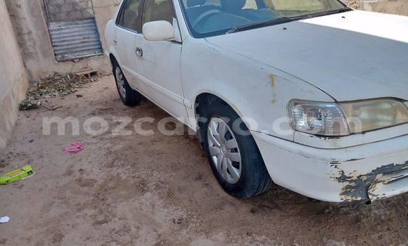 Nunua Ilio tumika Toyota Corolla Nyeupe Gari ndani ya Maputo nchini Maputo