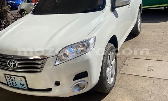 Comprar Usado Toyota Vanguard Branco Carro em Maputo em Maputo Comprar Usado Toyota Vanguard Branco Carro em Maputo em Maputo