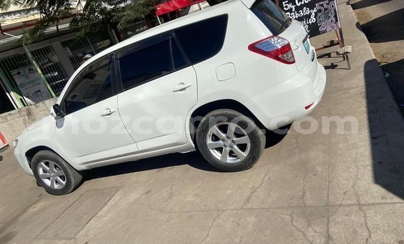 Comprar Usado Toyota Vanguard Branco Carro em Maputo em Maputo Comprar Usado Toyota Vanguard Branco Carro em Maputo em Maputo