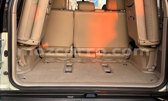 Comprar Usado Toyota Land Cruiser Prado Bege Carro em Maputo em Maputo Comprar Usado Toyota Land Cruiser Prado Bege Carro em Maputo em Maputo