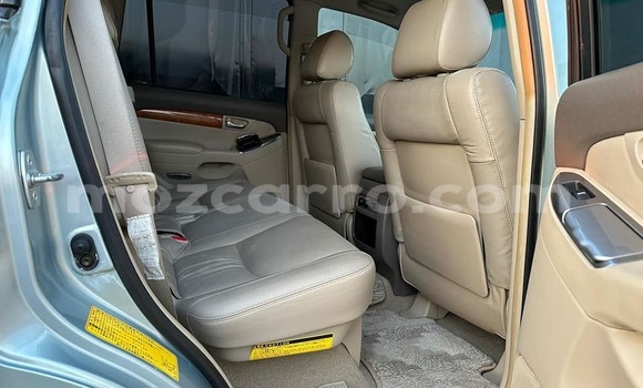 Comprar Usado Toyota Land Cruiser Prado Bege Carro em Maputo em Maputo Comprar Usado Toyota Land Cruiser Prado Bege Carro em Maputo em Maputo