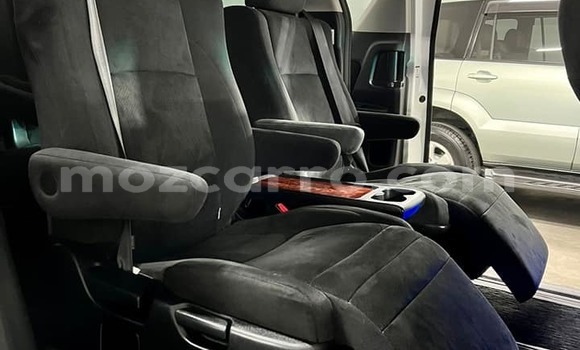 Comprar Usado Toyota Vellfire Branco Carro em Maputo em Maputo Comprar Usado Toyota Vellfire Branco Carro em Maputo em Maputo