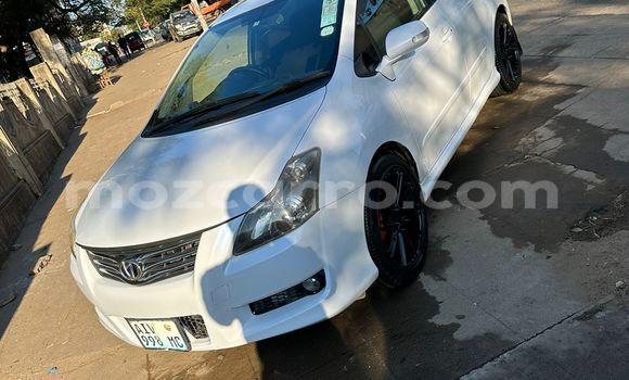 Comprar Usado Toyota Blade Branco Carro em Maputo em Maputo Comprar Usado Toyota Blade Branco Carro em Maputo em Maputo