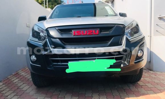Comprar Usado Isuzu D-MAX Prata Carro em Maputo em Maputo