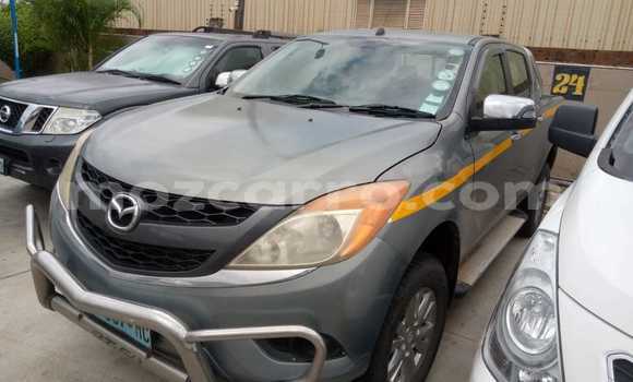 Comprar Usado Mazda BT-50 Prata Carro em Maputo em Maputo Comprar Usado Mazda BT-50 Prata Carro em Maputo em Maputo