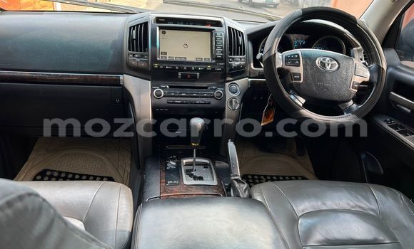 Comprar Usado Toyota Land Cruiser Prado Prata Carro em Maputo em Maputo Comprar Usado Toyota Land Cruiser Prado Prata Carro em Maputo em Maputo
