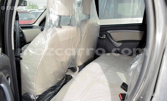 Comprar Importar Renault Duster Preto Carro em Import - Dubai em Cabo Delgado Comprar Importar Renault Duster Preto Carro em Import - Dubai em Cabo Delgado